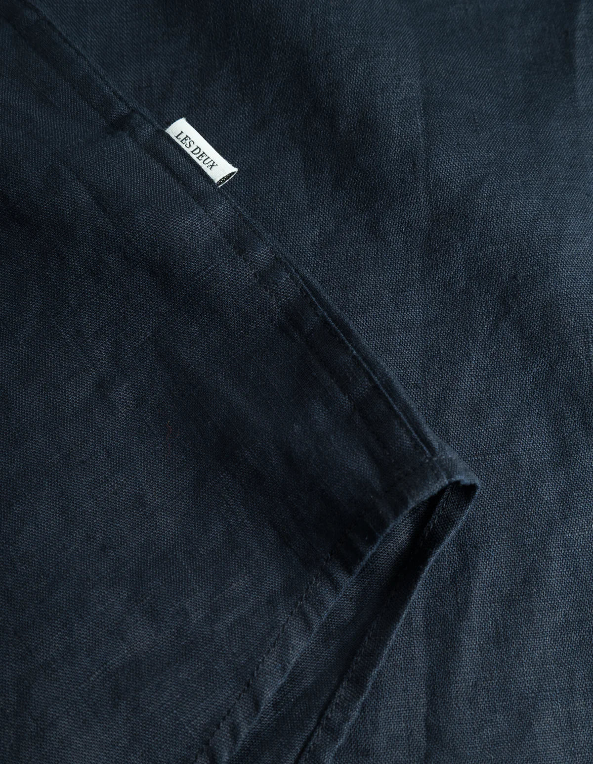 LES DEUX - KRISTIAN LINEN B.D. SHIRT - DARK NAVY