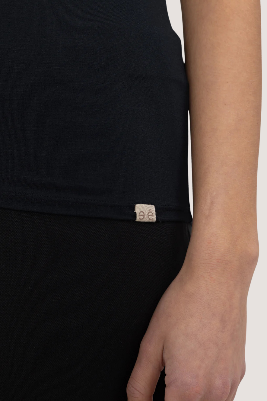 ESMÉ STUDIOS - ESPENELOPE SLIM FIT TANK TOP - BLACK