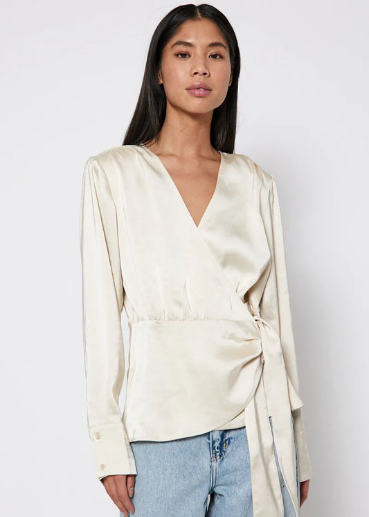 NORR - GILI WRAP TOP - CHAMPAGNE