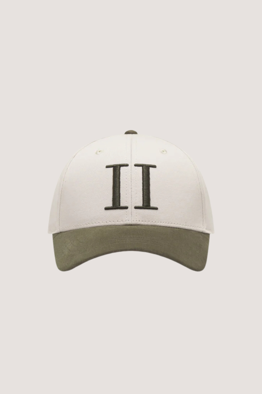 LES DEUX - BASEBALL CAP CONTRAST SUEDE - LIGHT DESERT SAND/FOREST GREEN