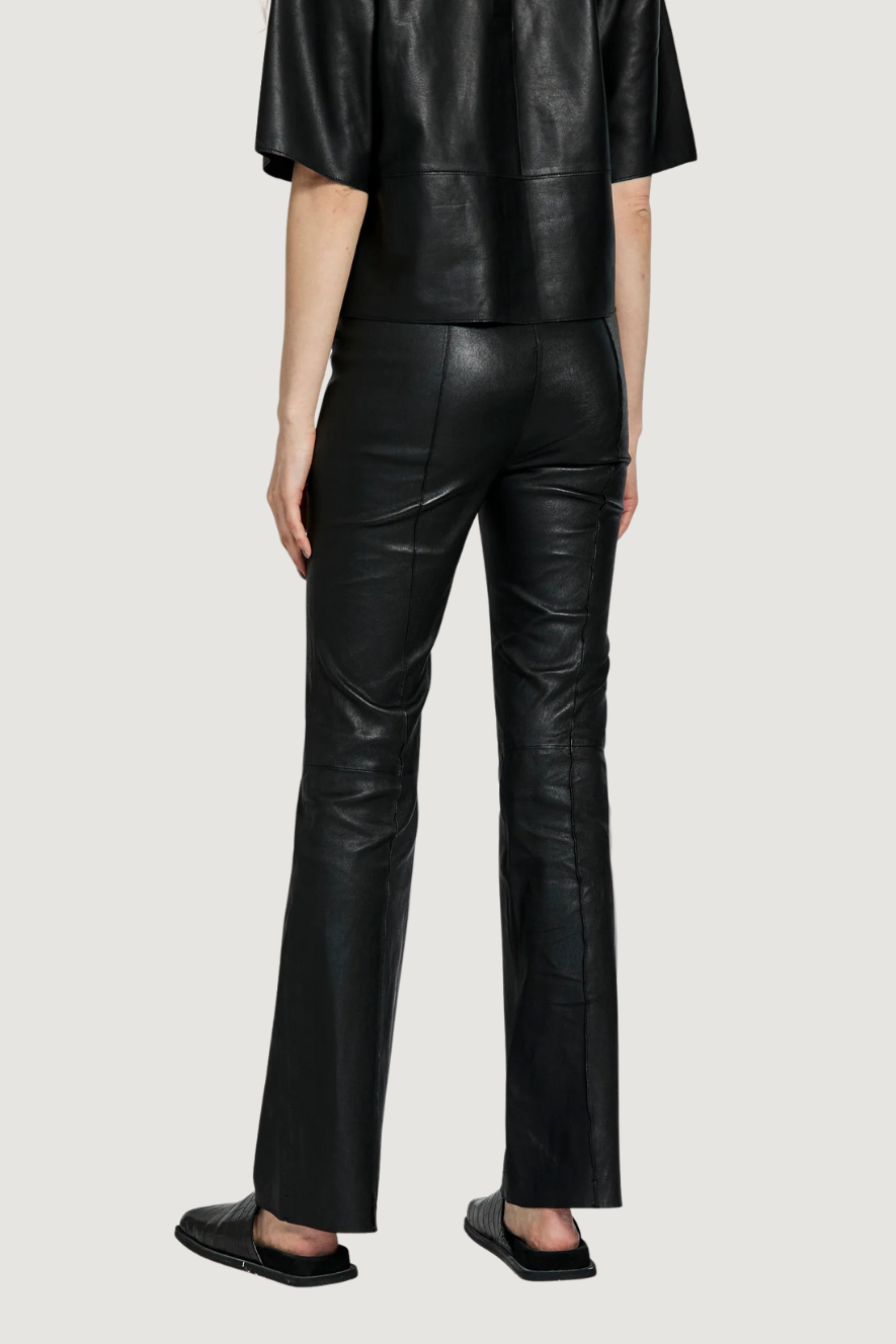 NORR - CELIA BOOTCUT LEATHER PANTS - BLACK