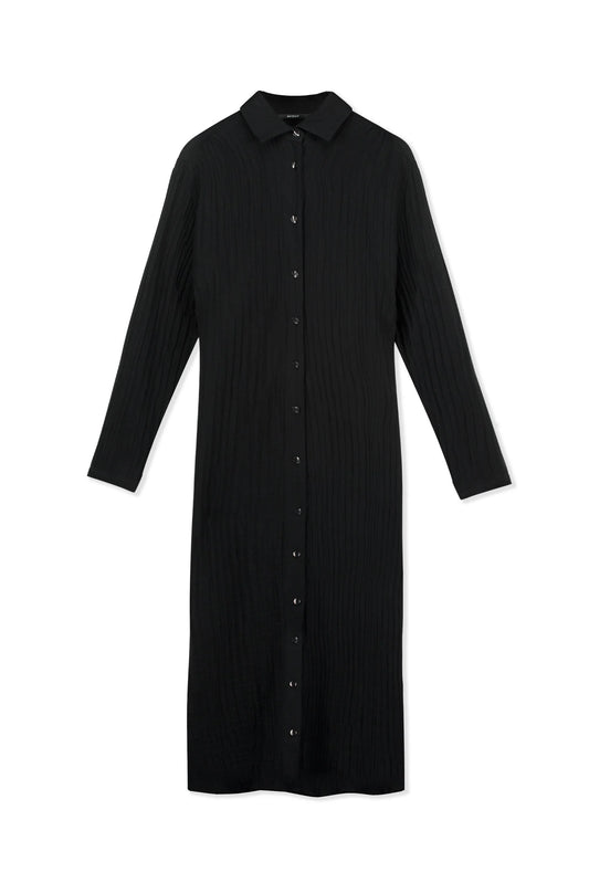 AVENY - BERRY LONG SEERSUCKER DRESS - BLACK