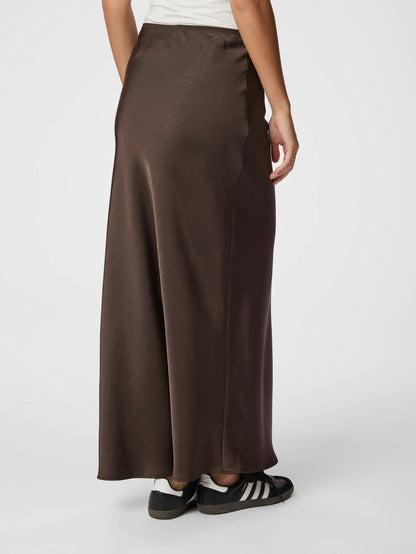 NEO NOIR - VICKY HEAVY SATEEN SKIRT - DARK BROWN