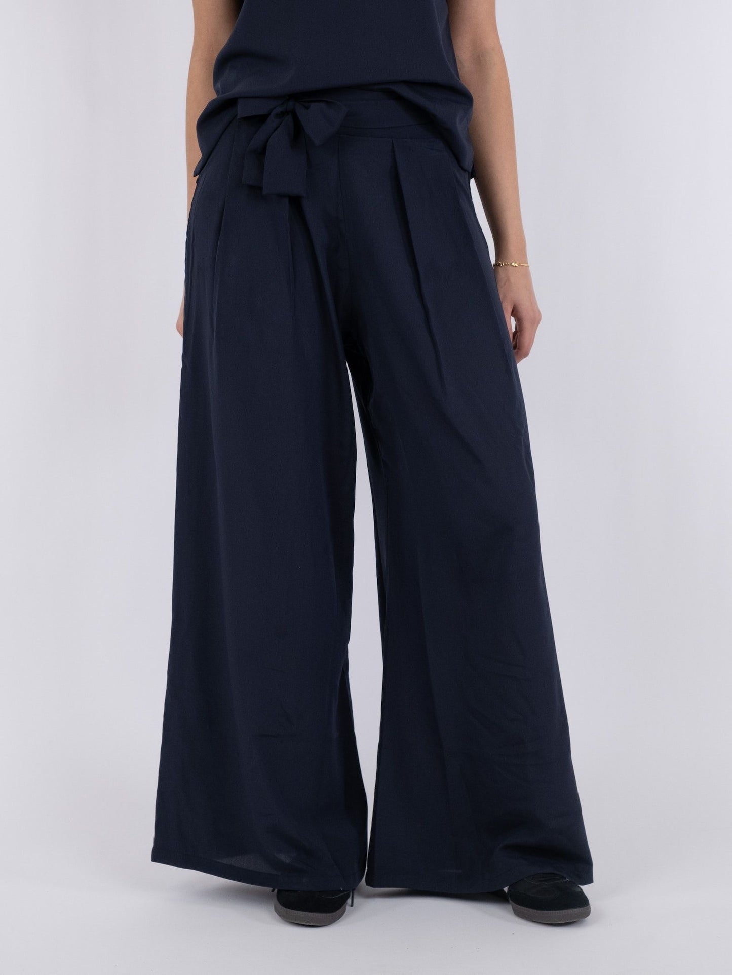 NEO NOIR - LANA PANTS - NAVY