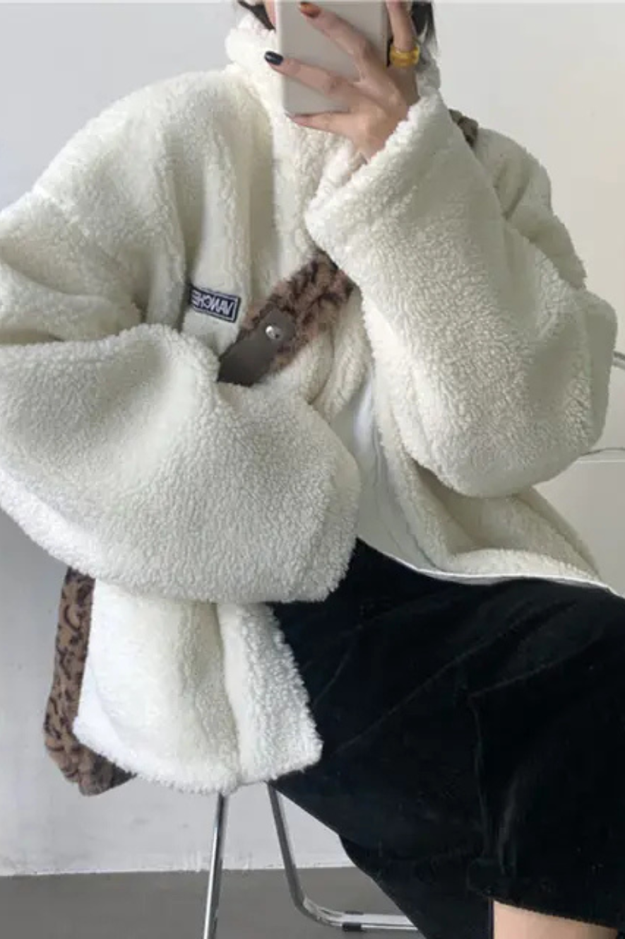 Mysig vändbar jacka