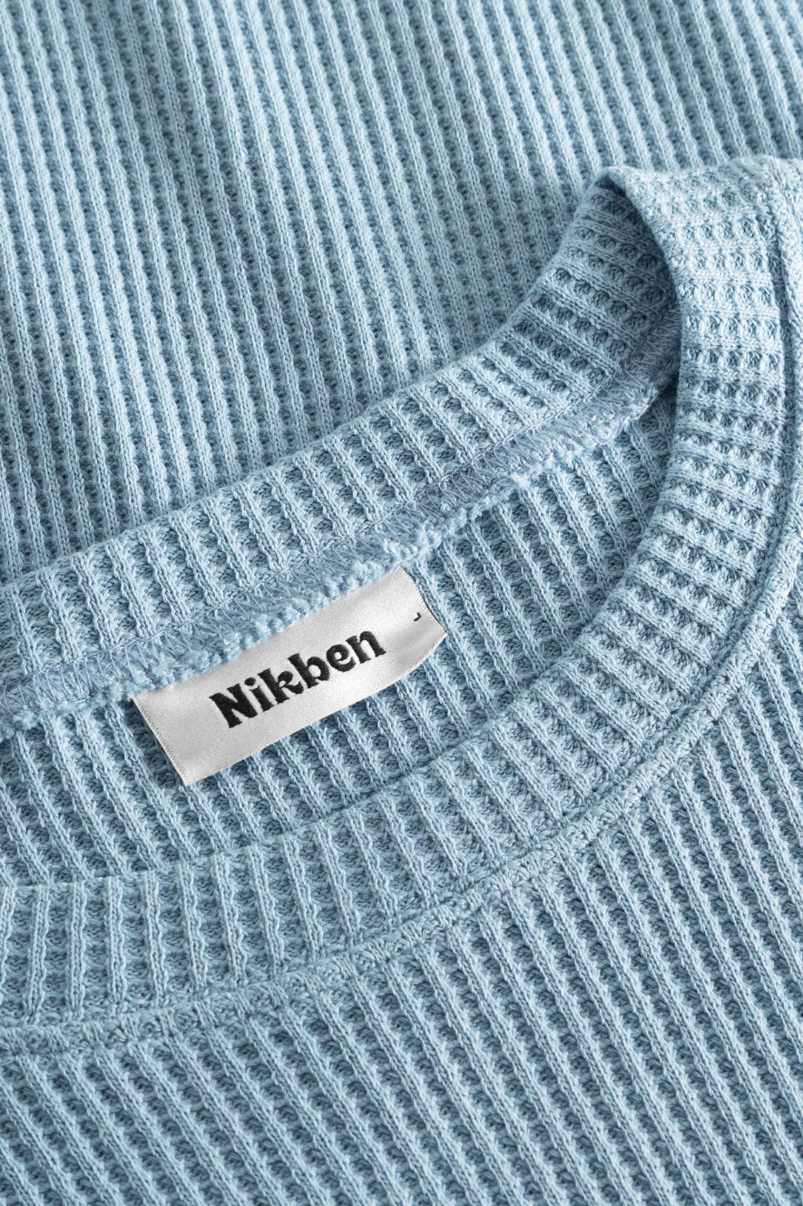 NIKBEN - WAFFLE CROPPED BOX - SKY
