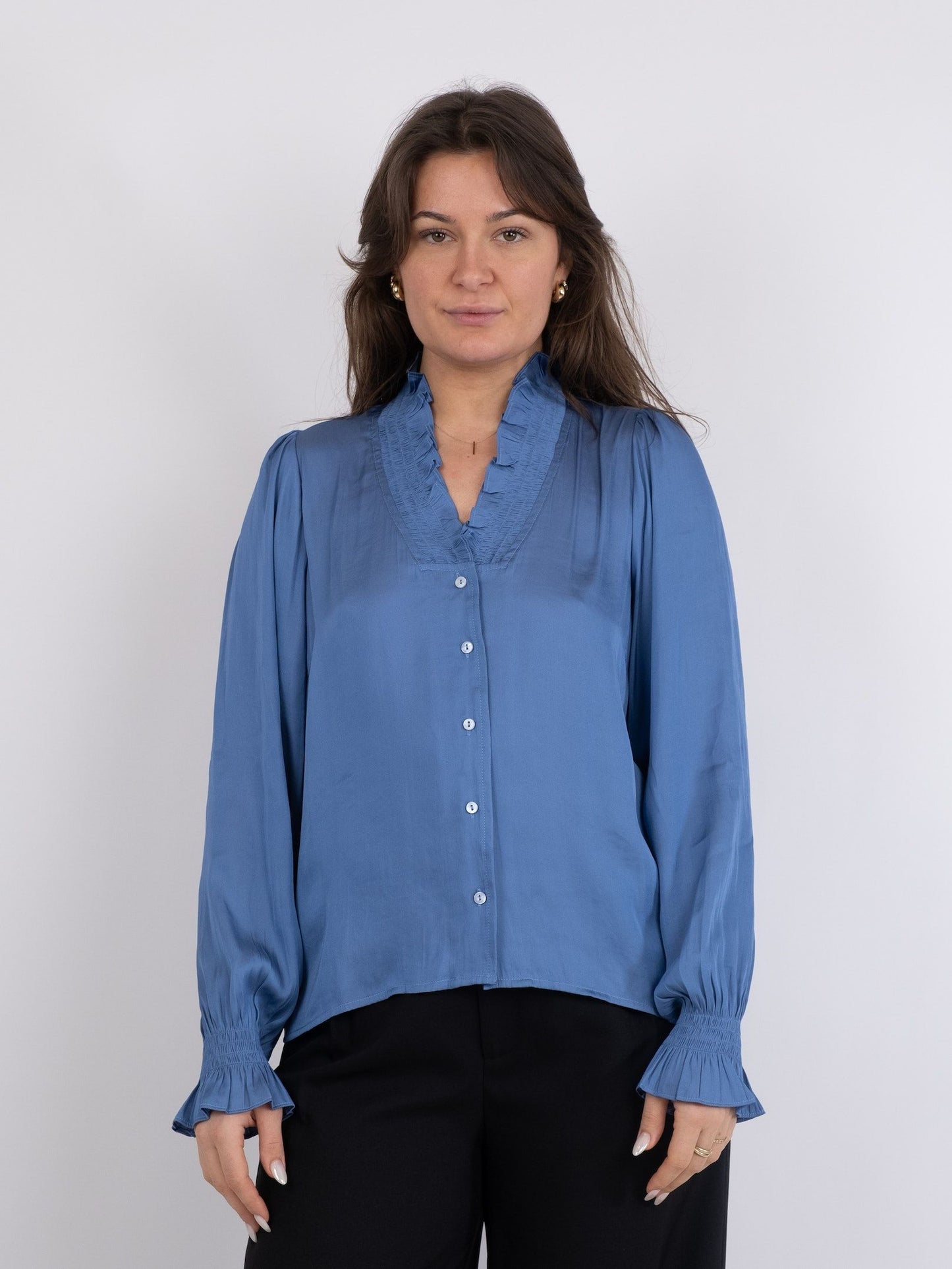 NEO NOIR - BRIELLE SATIN BLOUSE - BLUE