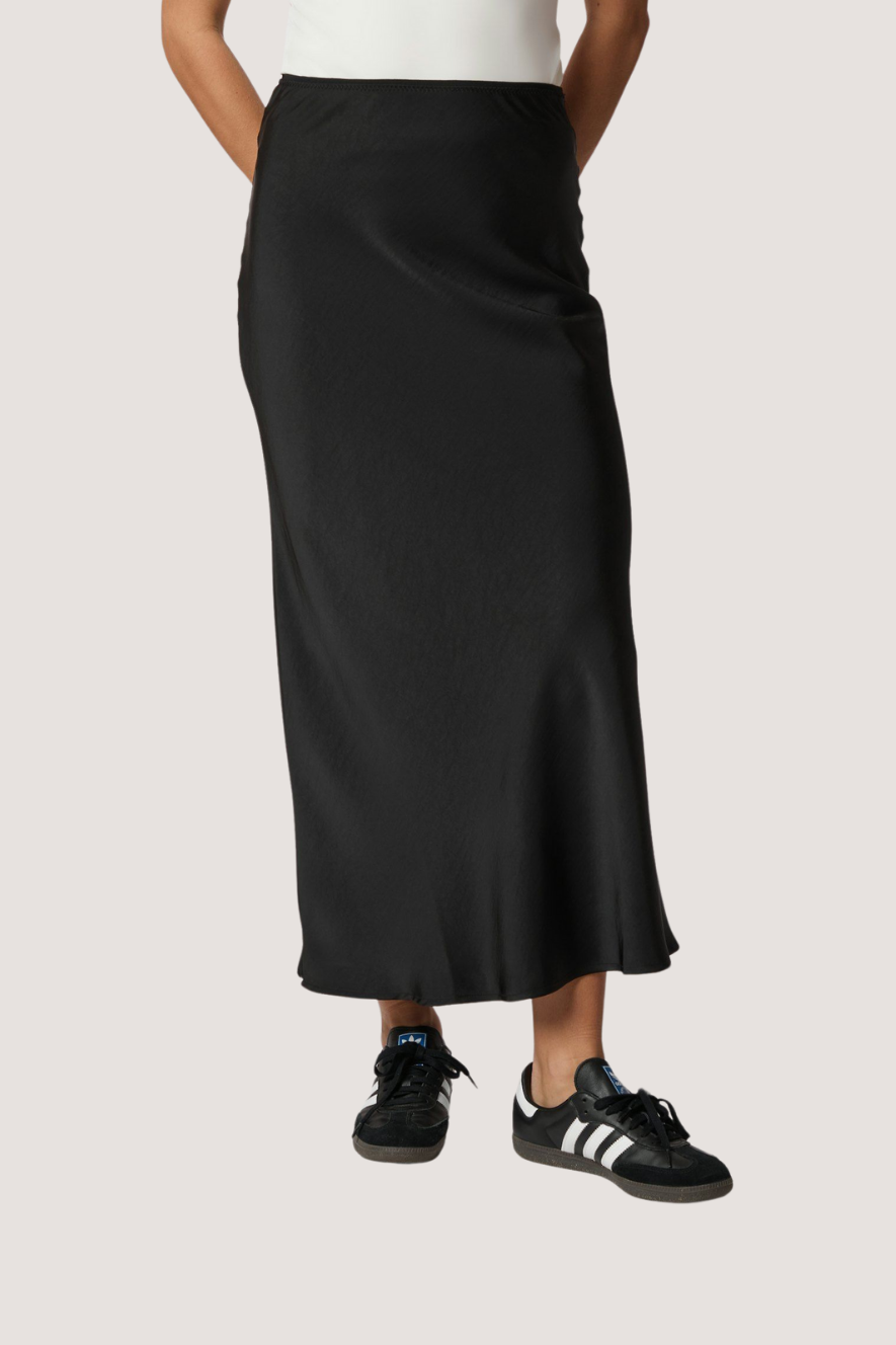 NEO NOIR - VICKY HEAVY SATEEN SKIRT - BLACK
