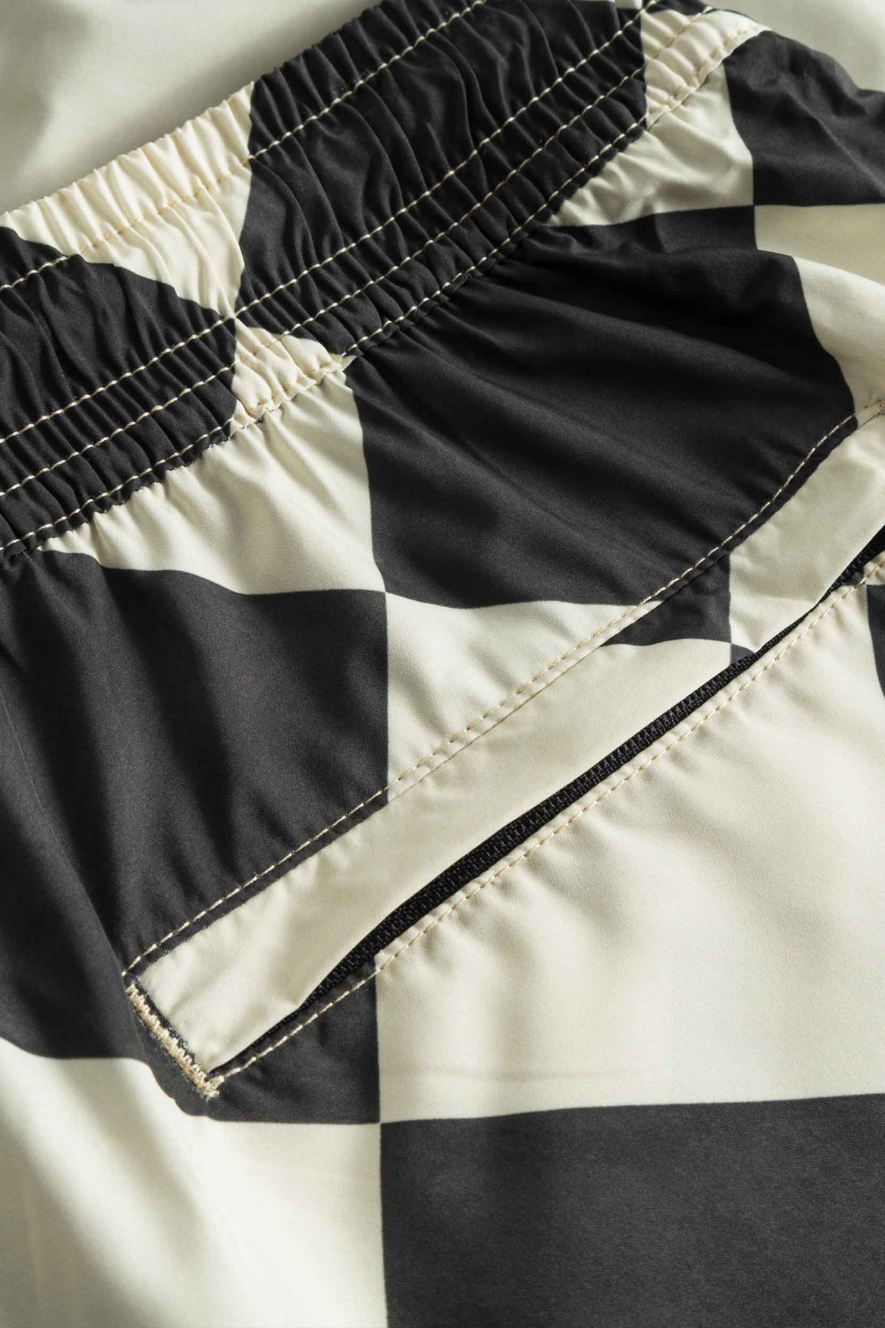 NIKBEN - MARSHMELLOW SWIMSHORTS - BLACK/IVORY