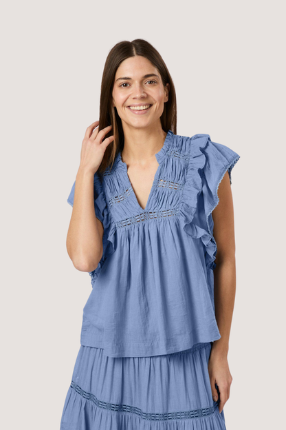 NEO NOIR - JAYLA S VOILE TOP - SMOKE BLUE