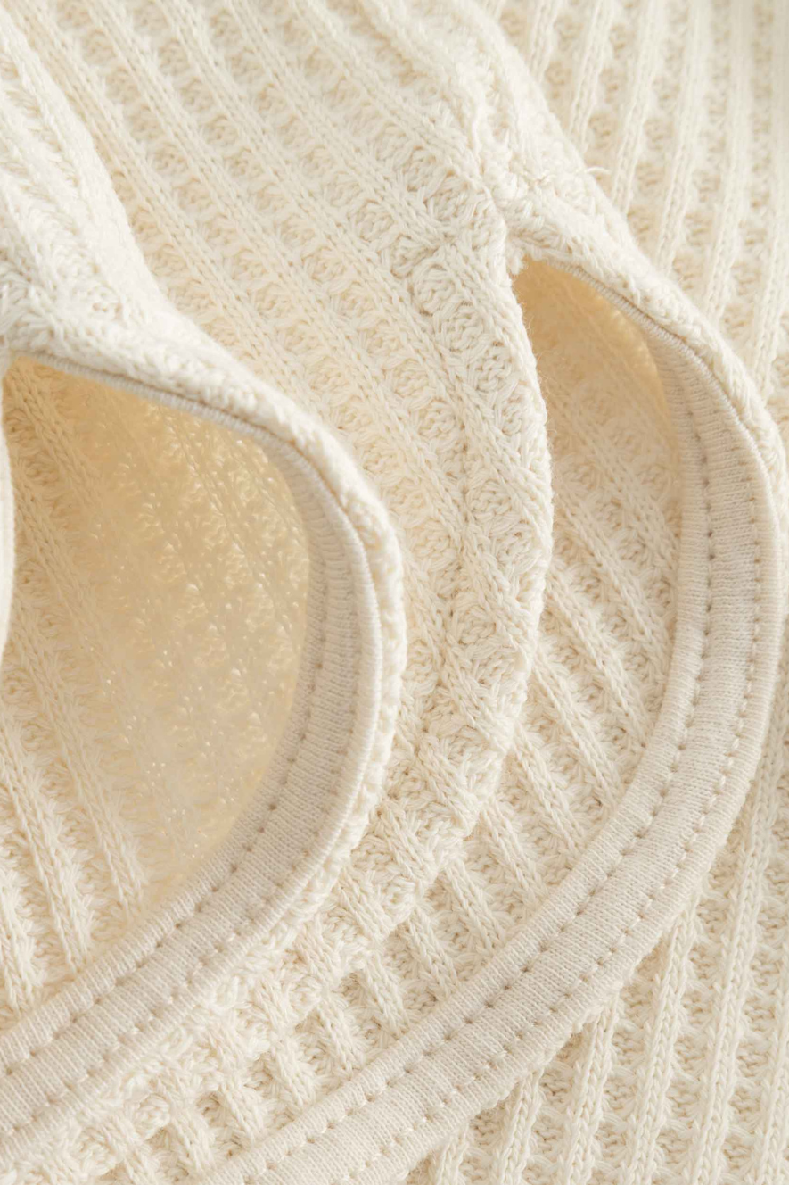 NIKBEN - WAFFLE LOW SHORTS - VANILLA