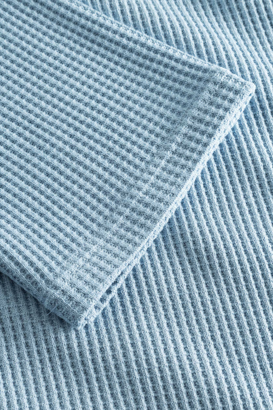 NIKBEN - WAFFLE CROPPED BOX - SKY