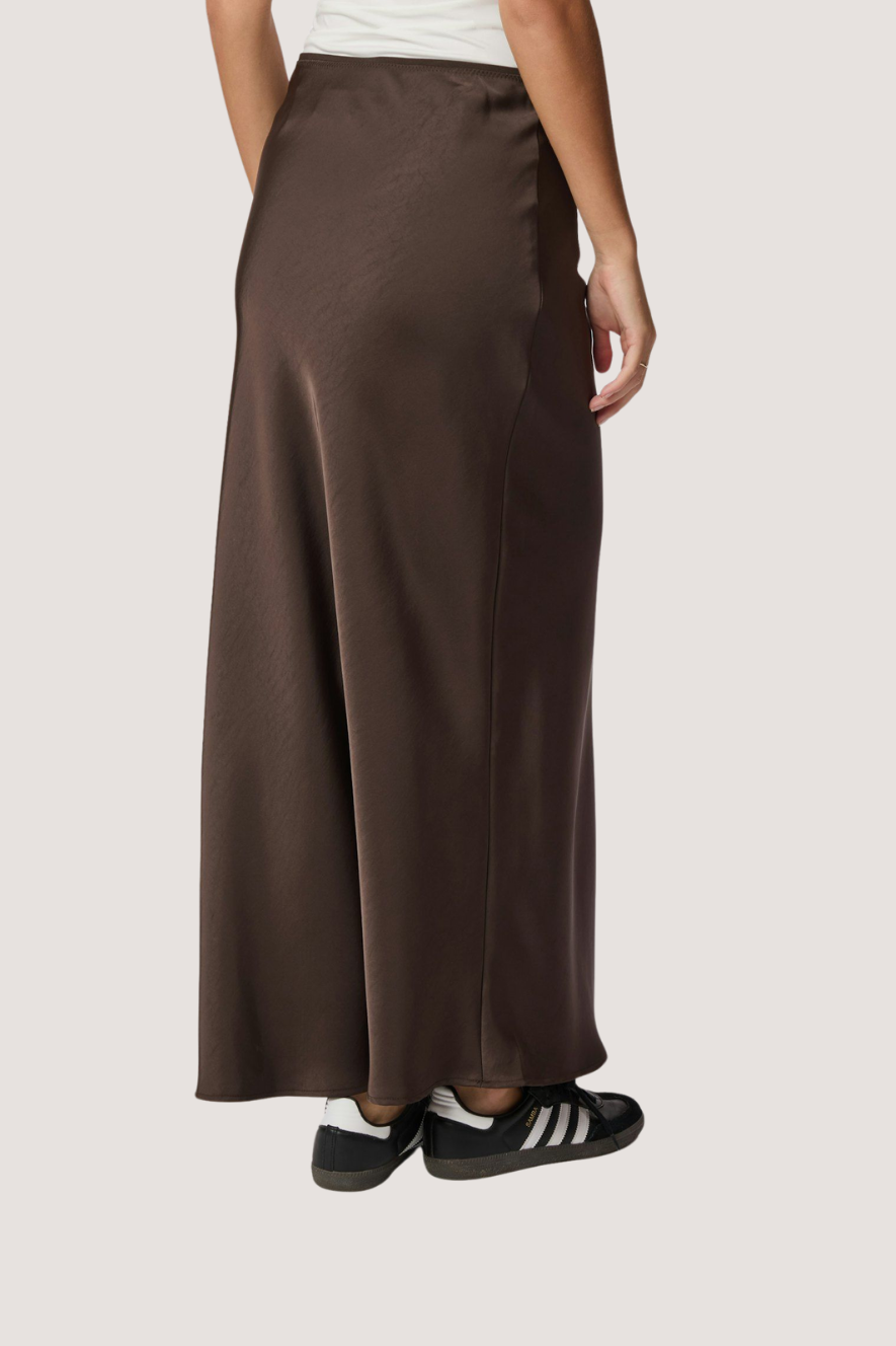 NEO NOIR - VICKY HEAVY SATEEN SKIRT - DARK BROWN