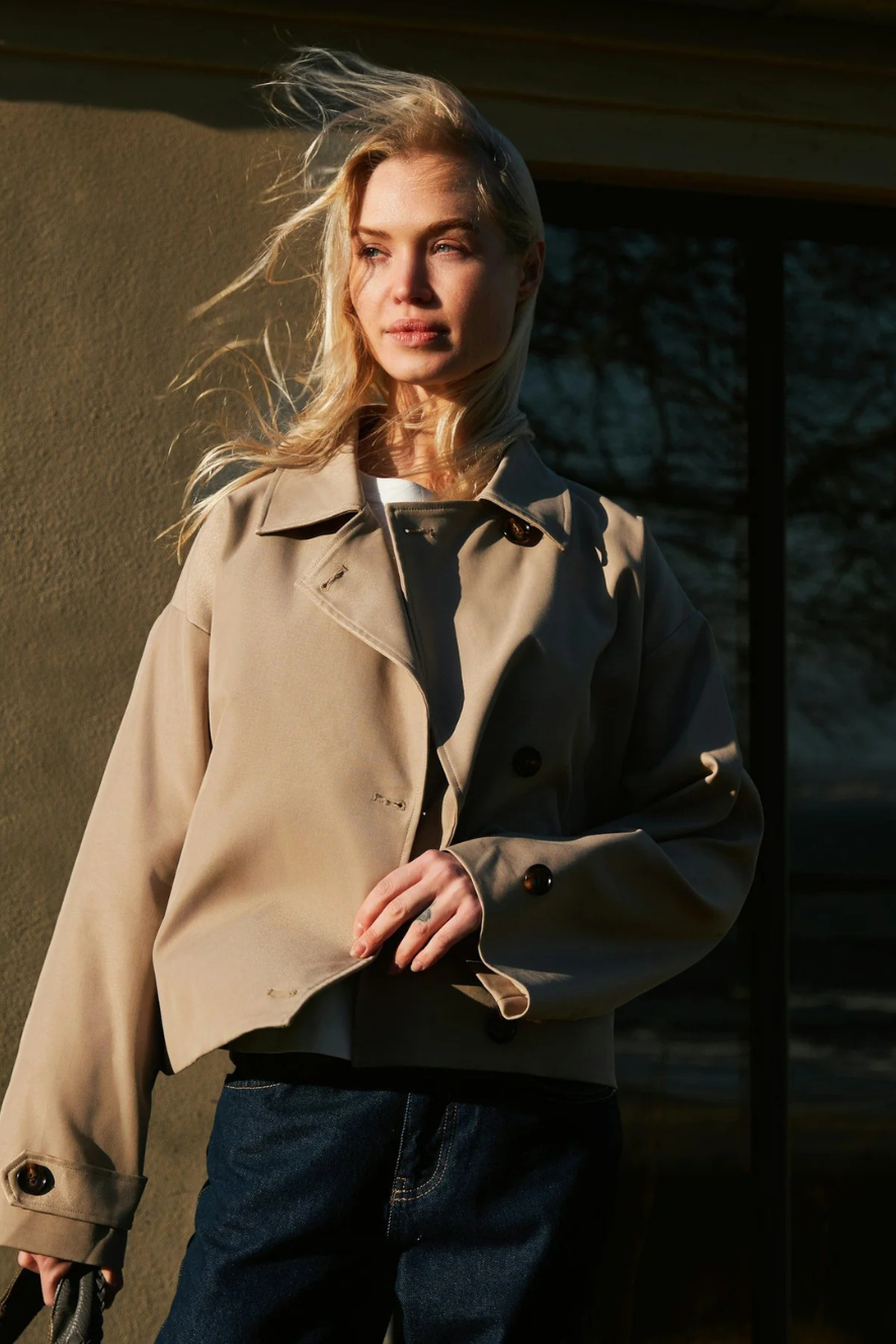 NEO NOIR - AMBIKA F JACKET - SAND