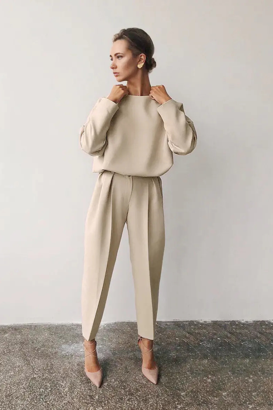 Tvådelad Vårkostym för Kvinnor
