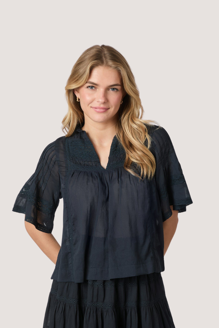 NEO NOIR -SIAMA S VOILE BLOUSE - NAVY