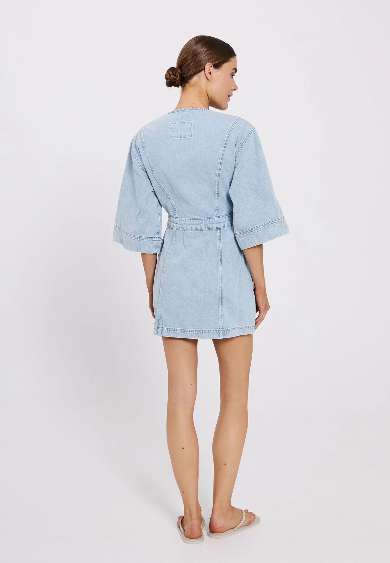 NORR - CARA SHORT DENIM DRESS - BLUE LIGHT WASH