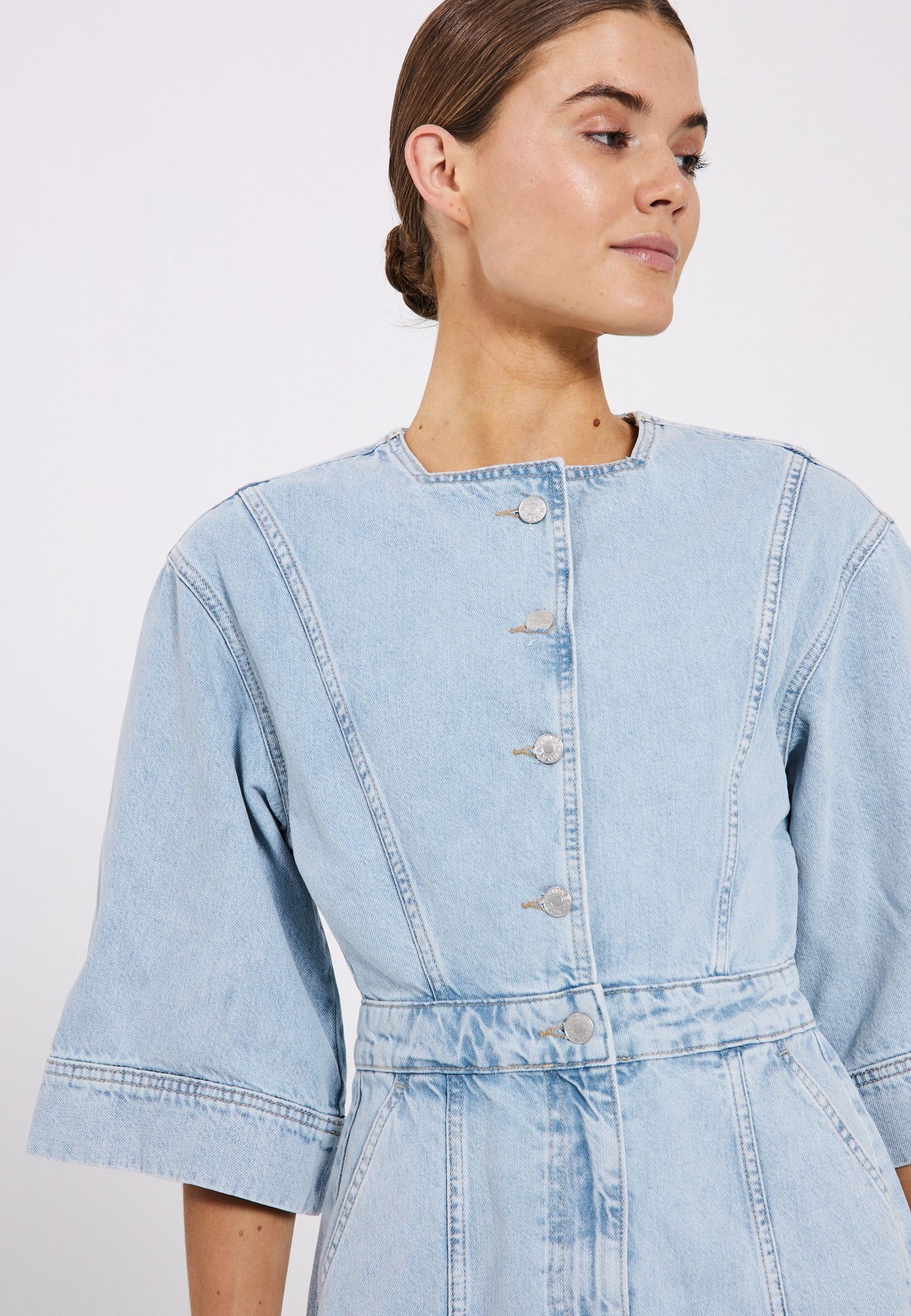 NORR - CARA SHORT DENIM DRESS - BLUE LIGHT WASH