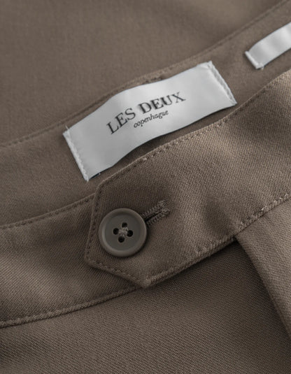 LES DEUX - COMO SUIT PANTS - MOUNTAIN GREY