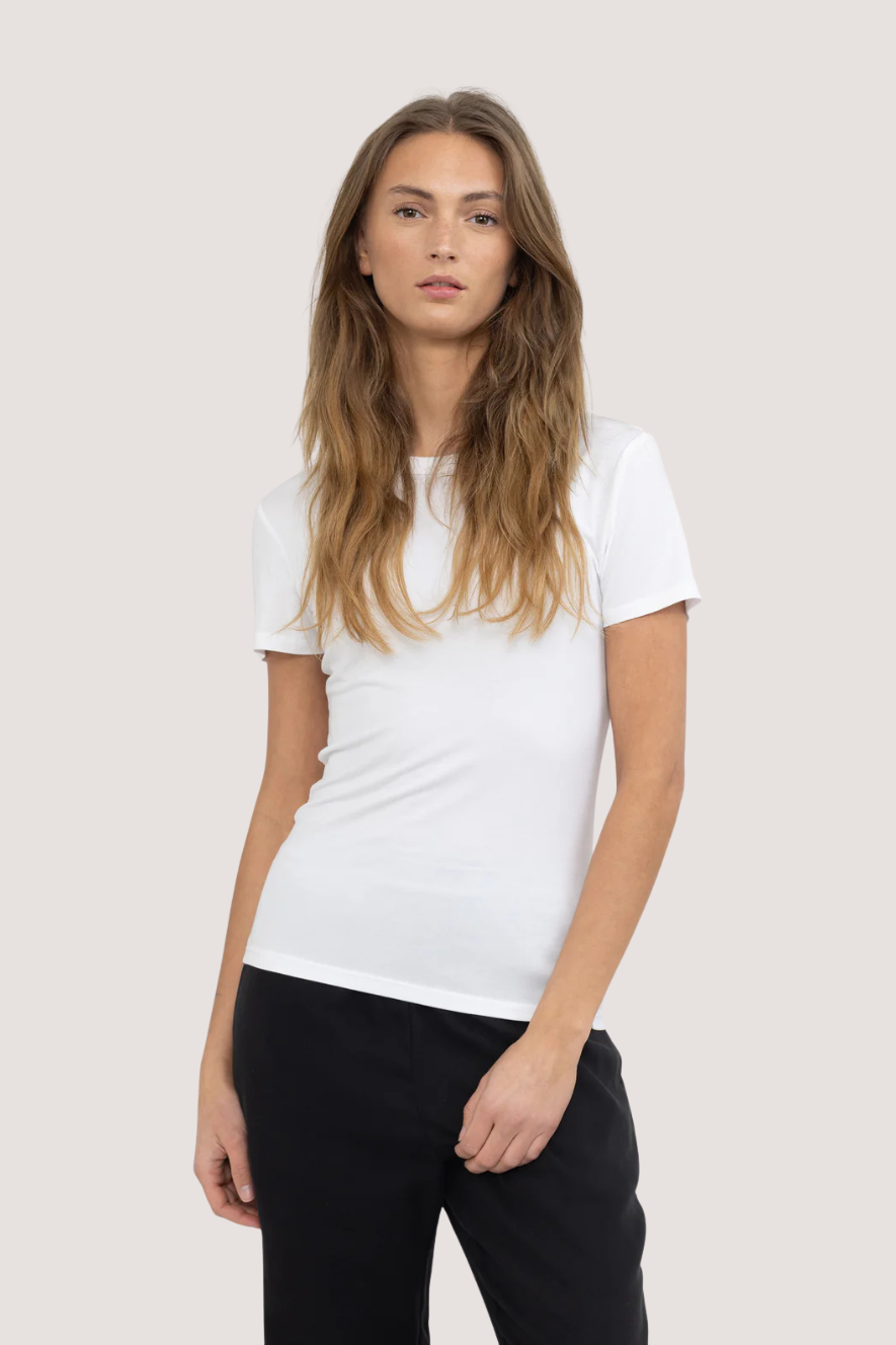 ESMÉ STUDÍOS - ESPENELOPE SLIM FIT T-SHIRT - WHITE