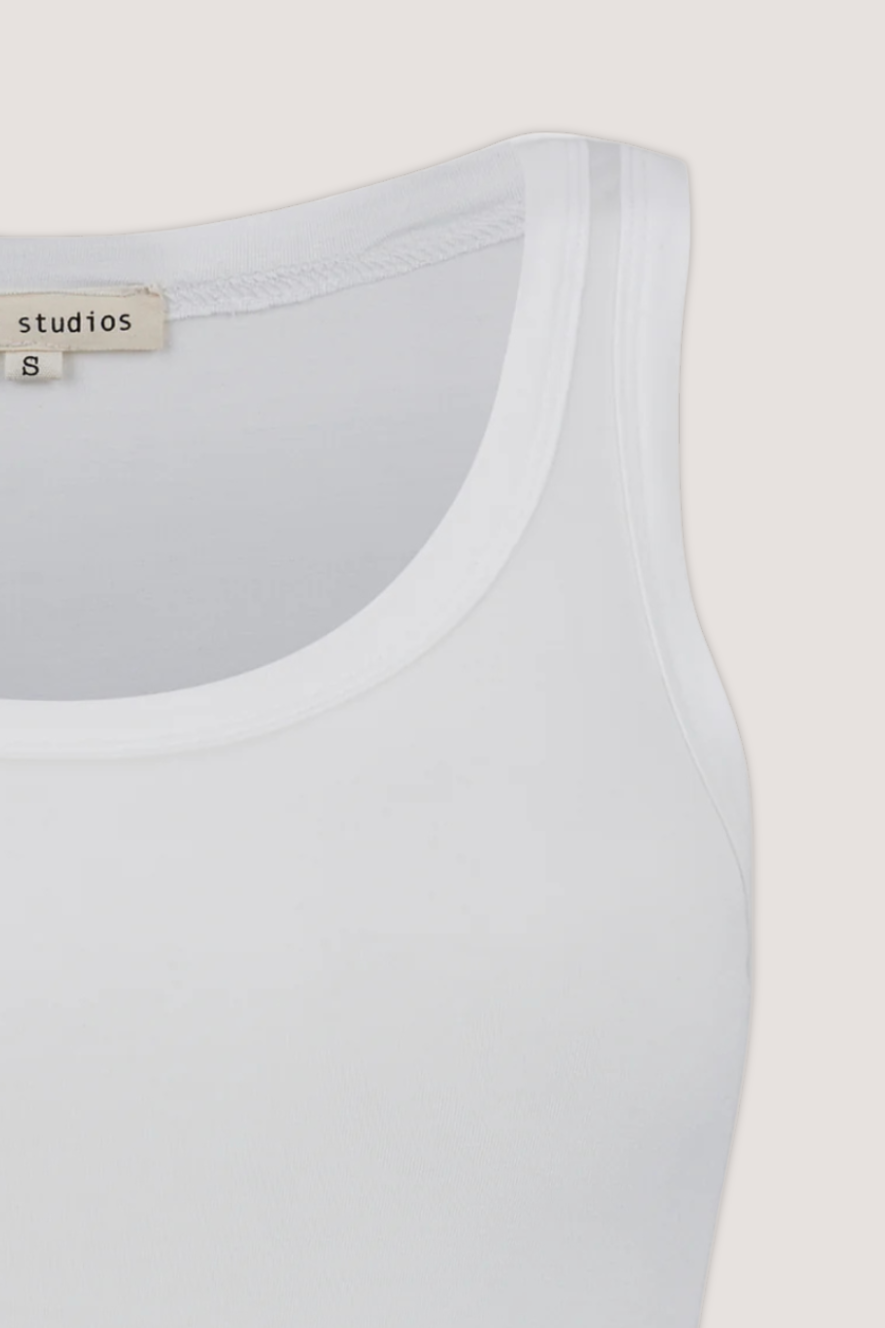 ESMÉ STUDÍOS - ESPENELOPE SLIM FIT TANK TOP - WHITE