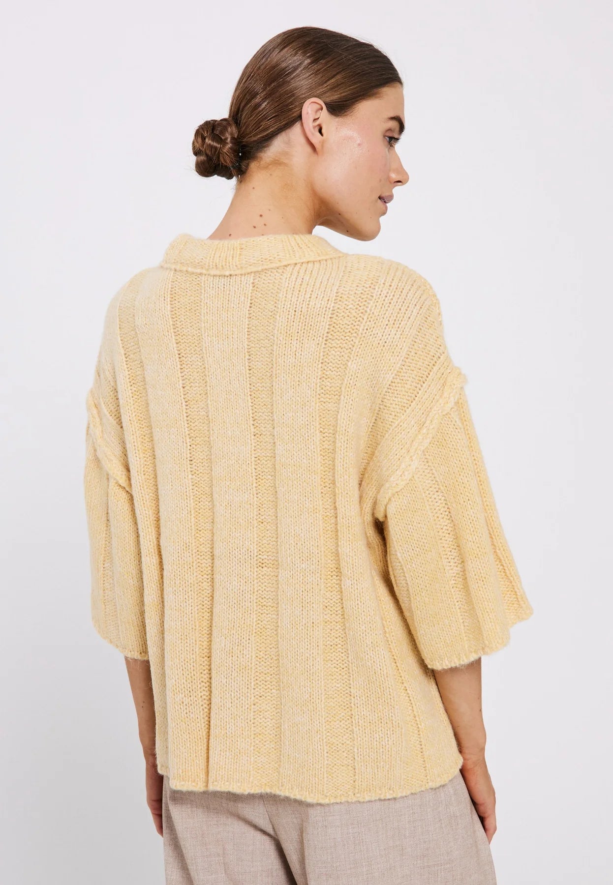 NORR - FUSCIA RIB KNIT TEE - LIGHT YELLOW MÉLANGE