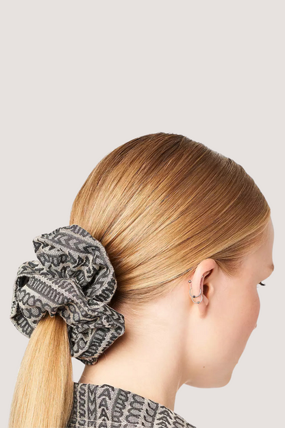 MARC JACOBS - JACQUARD SCRUNCHIE - NATURAL JACQUARD
