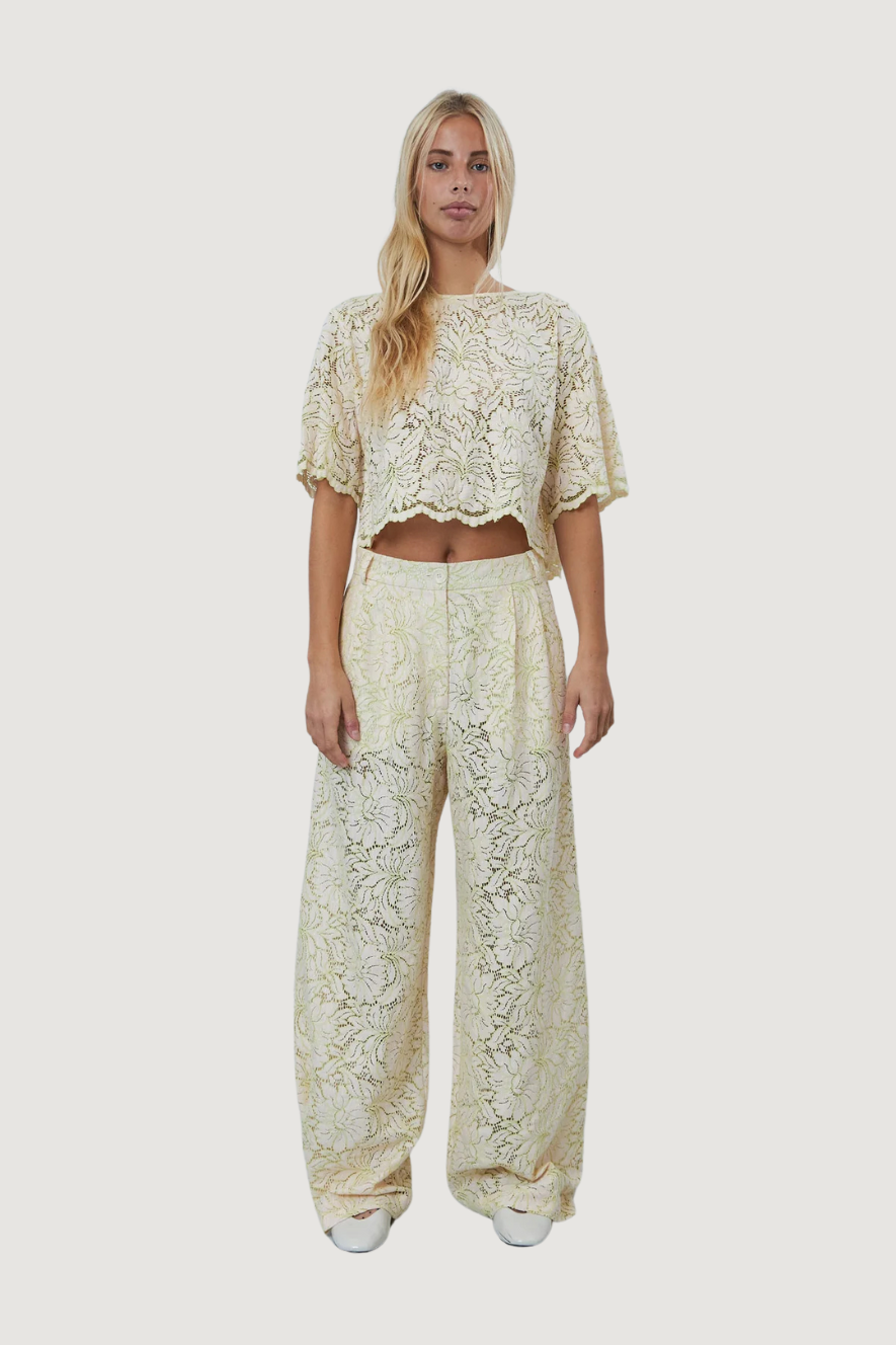 STELLA NOVA - DELICATE LACE FLARED PANT - VANILLA/TEA GREEN FLOWER