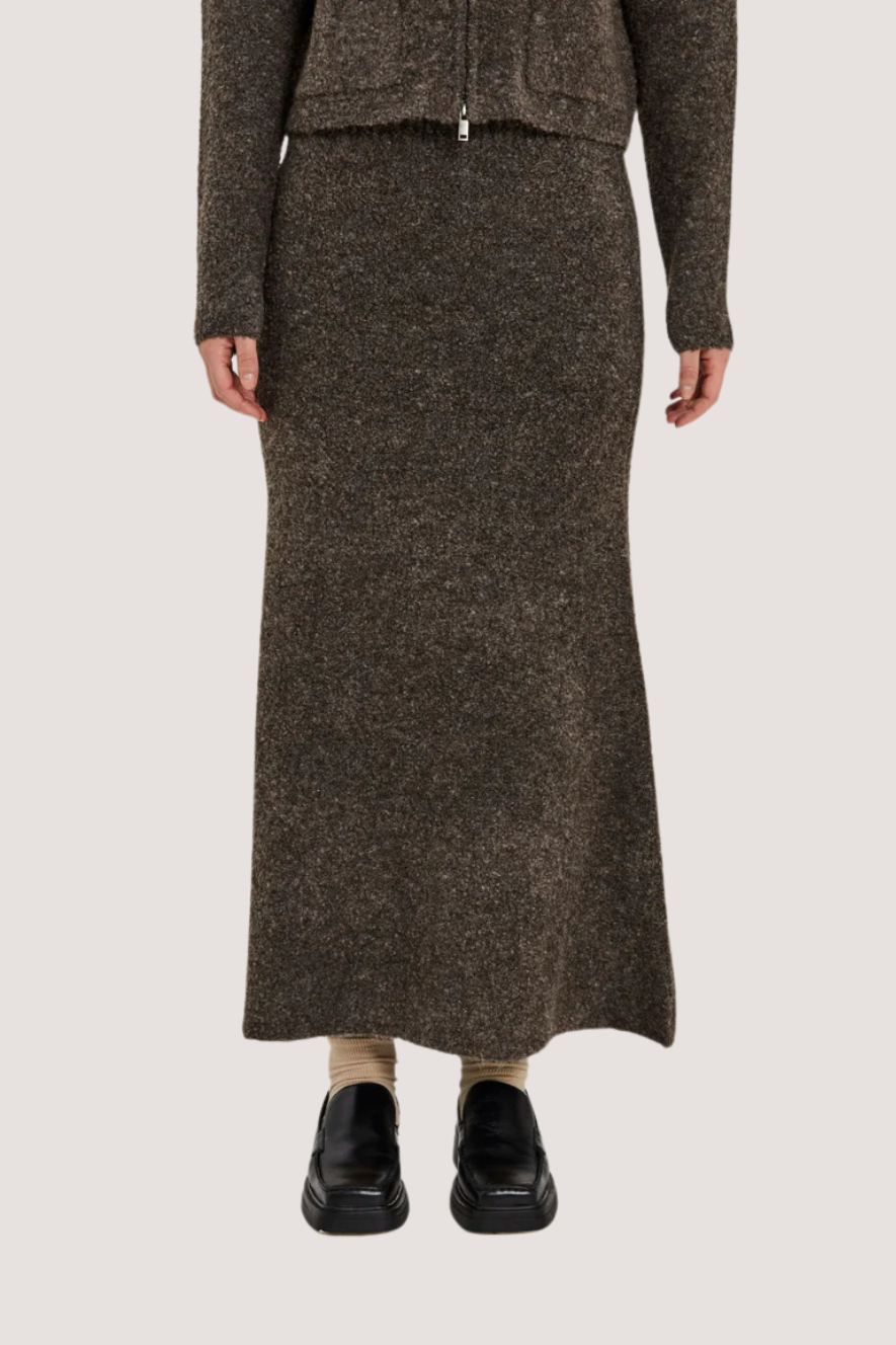 NORR - FILINE KNIT SKIRT - DARK BROWN