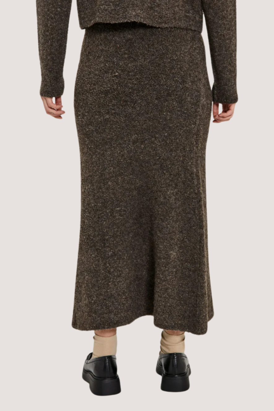 NORR - FILINE KNIT SKIRT - DARK BROWN