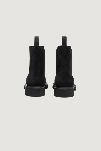 LES DEUX - TATUM SUEDE CHELSEA BOOT - BLACK