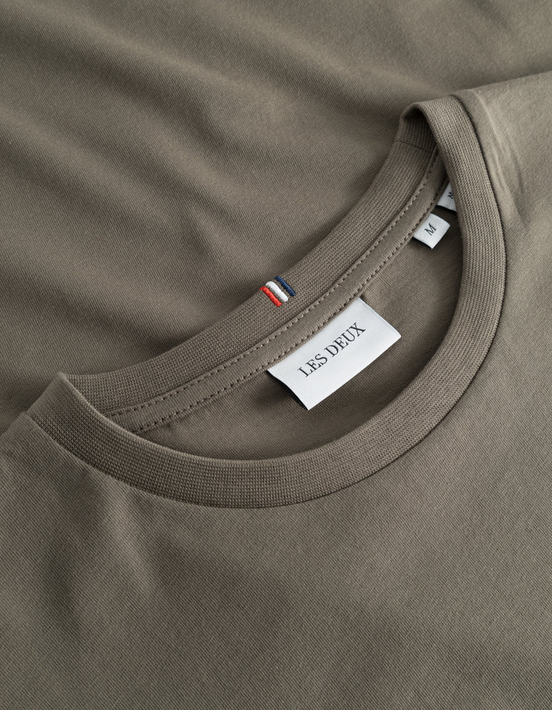 LES DEUX - NØRREGAARD T-SHIRT - BUNGEE CORD/ORANGE