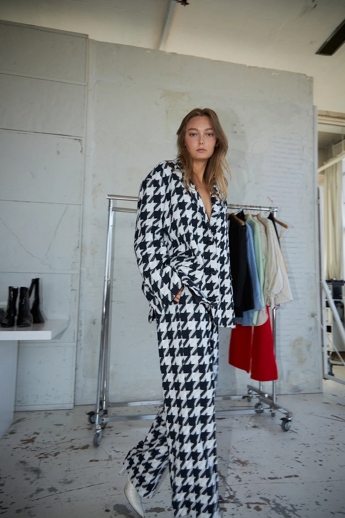 STELLA NOVA - COLETTE OVERSIZED BLAZER - NAVY/CREME