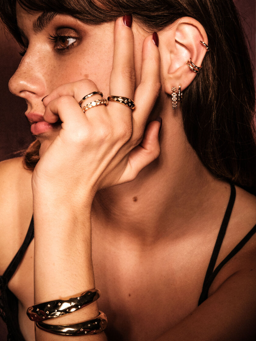 YLVA LI - JULIEN EARRINGS – LIGHT CHAMPAGNE/SILVER