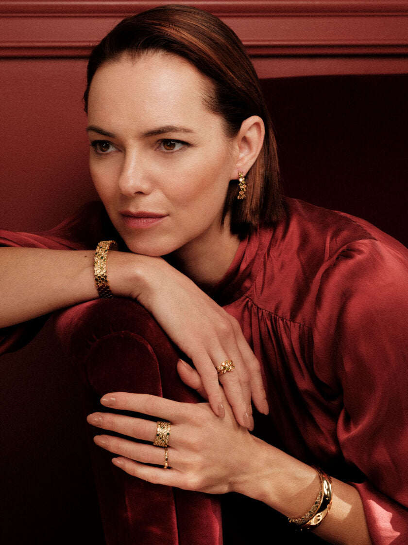 YLVA LI - MEADOW AVANTGARDE EARRINGS – PERIDOT/GOLD