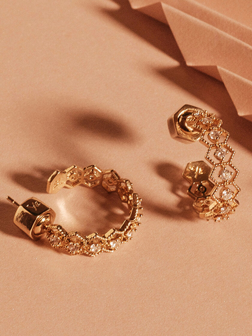 YLVA LI - NOVA EARRINGS – CRYSTAL/GOLD