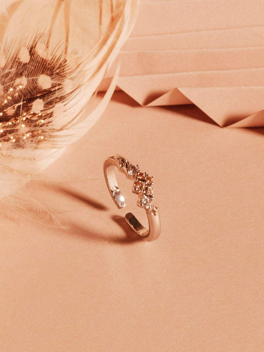 YLVA LI - PETITE MEADOW RING – CHAMPAGNE/SILVER