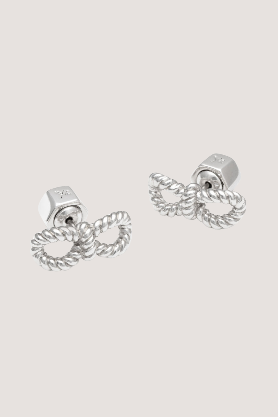 YLVA LI - YVES STUD EARRINGS – SILVER